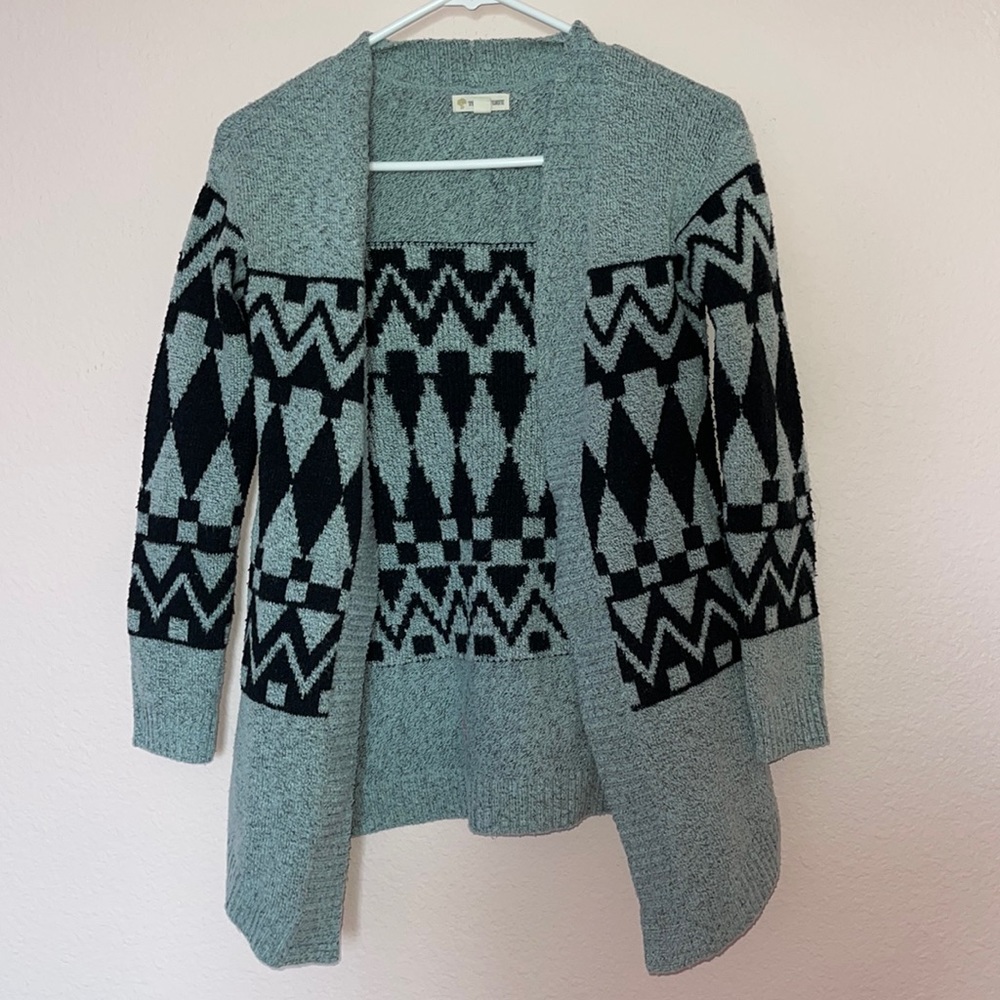 Girls sweater